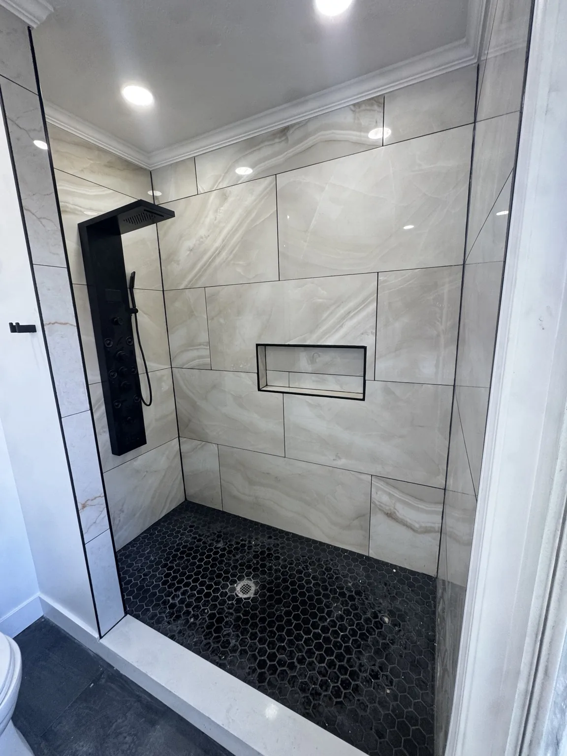 Little Bear Construction bathroom remodeling project photo 22