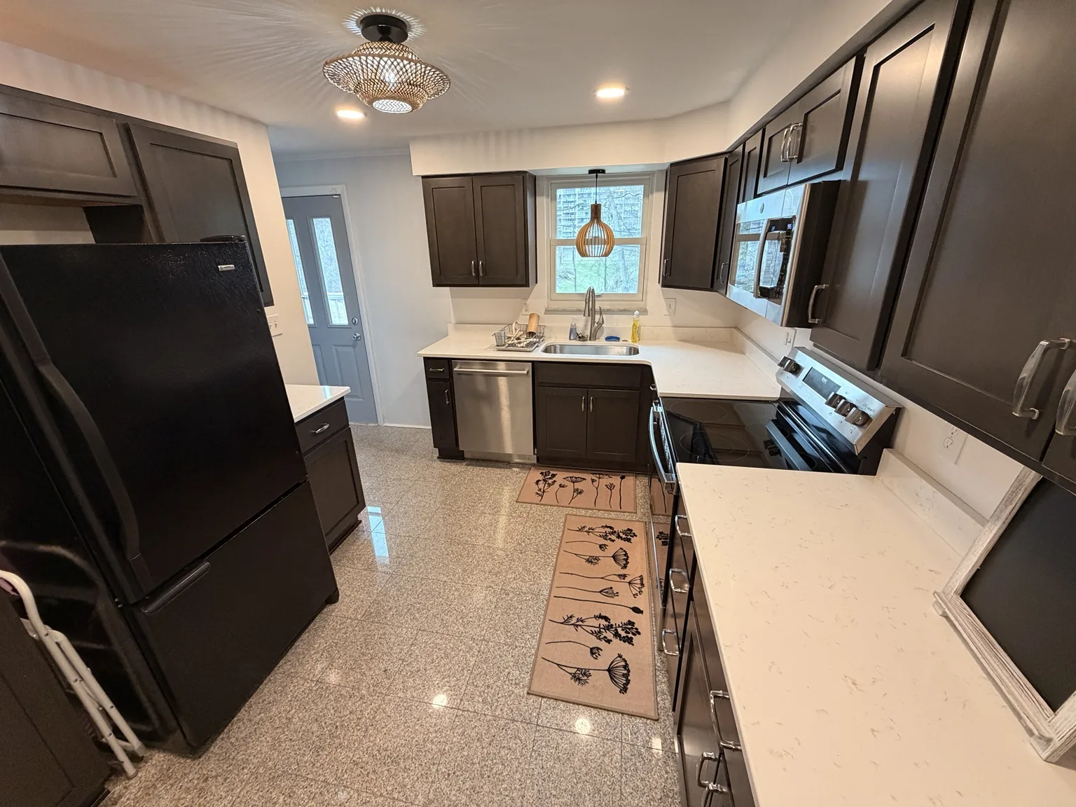 Little Bear Construction kitchen remodeling project photo 3